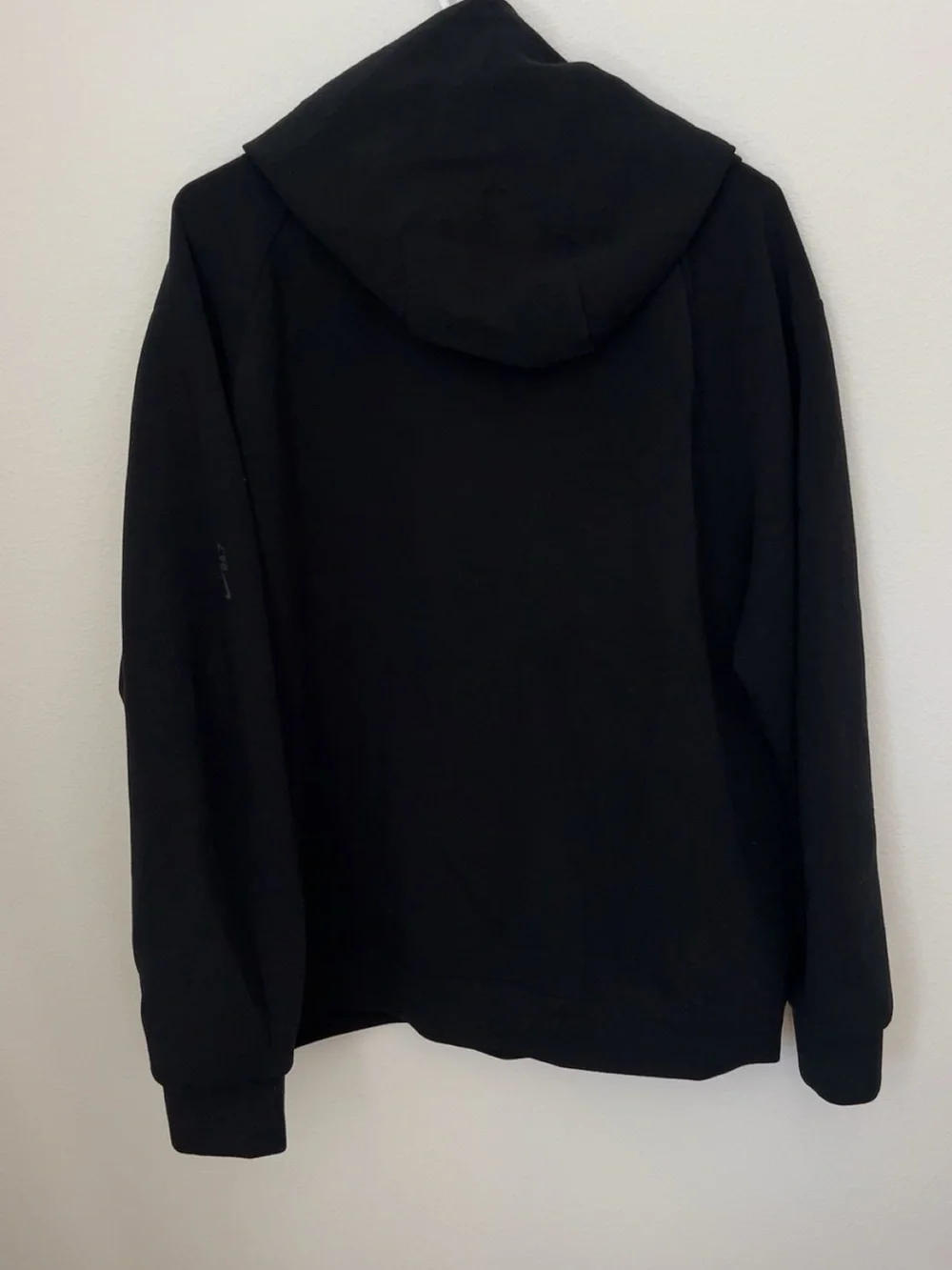 Nike 24.7 ImpossiblySoft Hoodie. Men’s Size Medium - Picture 2 of 3